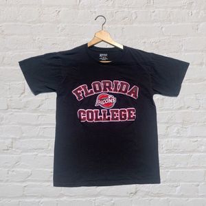 Florida Falcons Embroidered T-shirt Size Small College Sports Small
